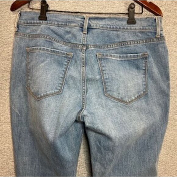 Old Navy Womens Jeans Size 6 Blue Denim Original Mid Rise Distressed Straight - Picture 9 of 14